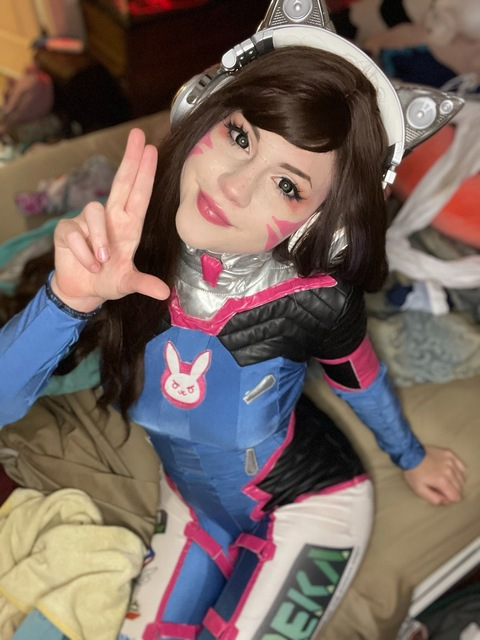 Rose @ichigothornz cover picture