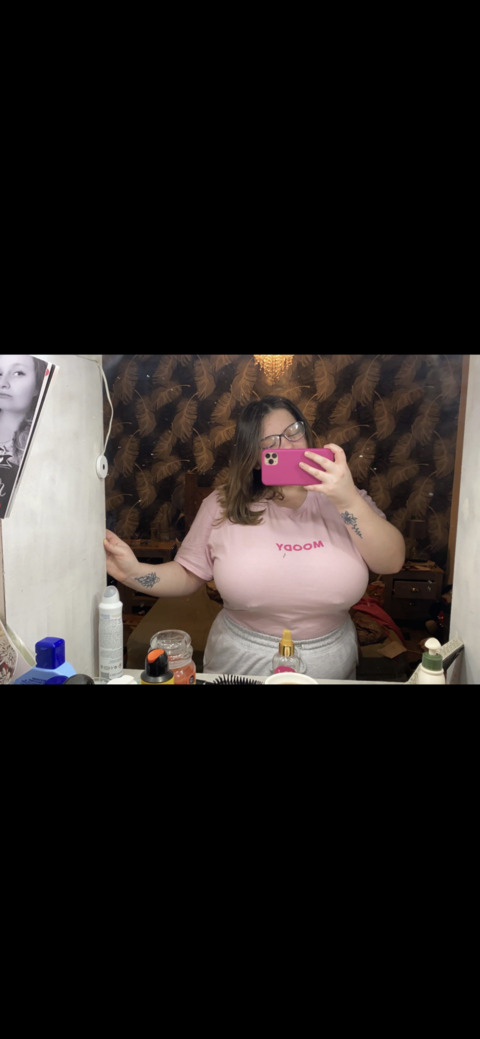 Imogen @imieeimiee99 cover picture