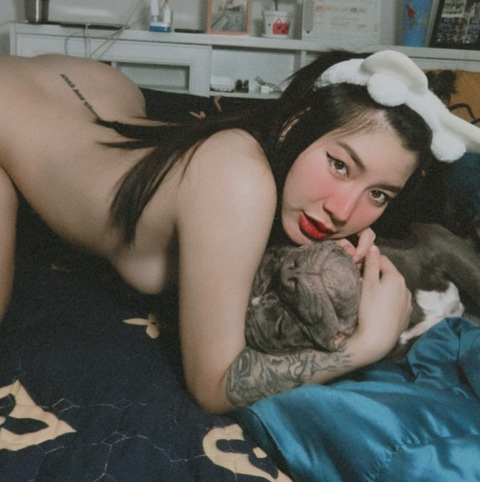 elle’iren @irenkampong cover picture