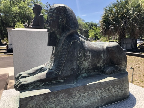 Itchy bitch @itchybitch cover picture