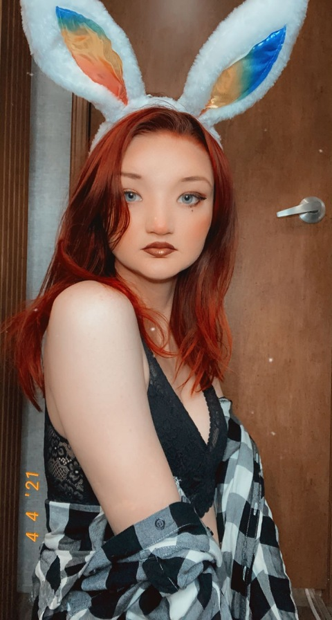 Ashley Rose @itsyagirlashley cover picture