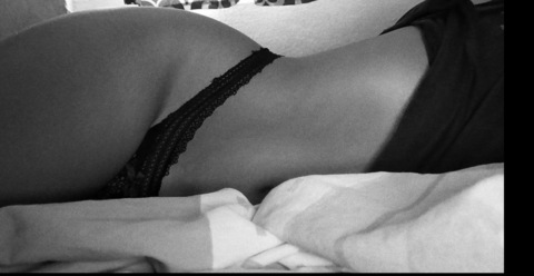 Ivonne Flores @ivonnefl31 cover picture