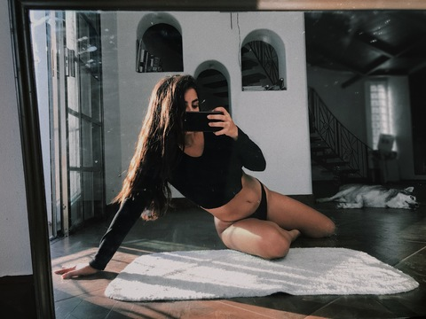 Jade Zirion @jadezirion cover picture