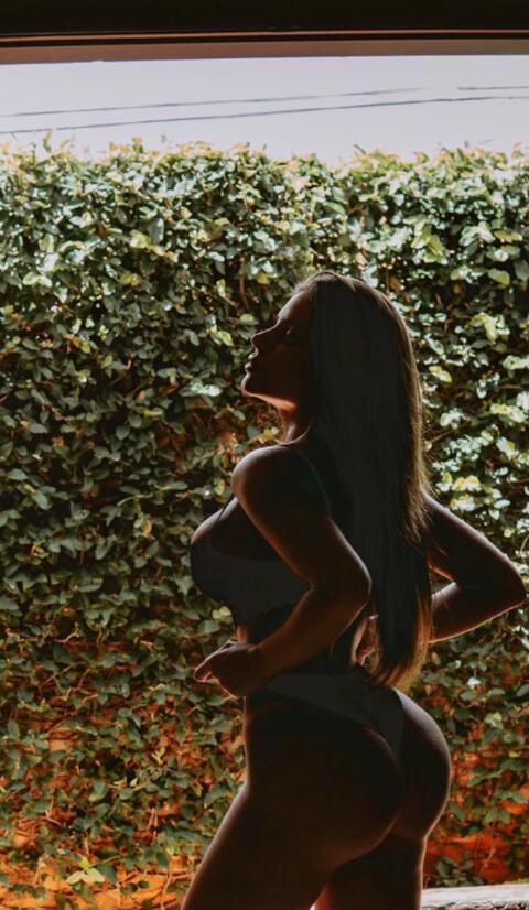 Jaque Dias hot @jaquediashot cover picture