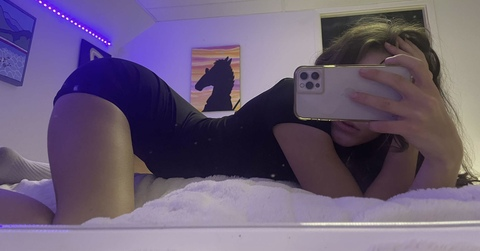 Jenny Joyy @jennyjoyyful cover picture