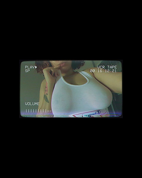 Juicy juice 🧃 @juicy_fame cover picture