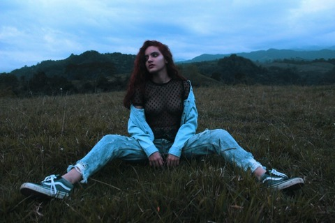 Juliana Velasquez @juve_juli cover picture