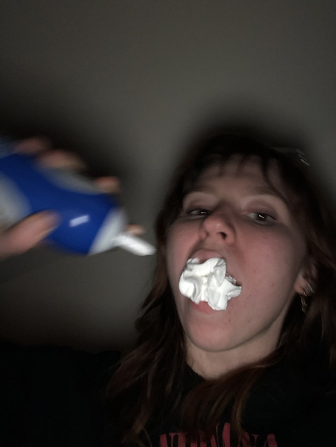 Kat Dlugos @katsuxxxx cover picture