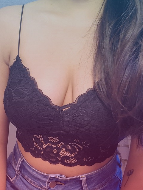 Kitty @kittycatt669 cover picture