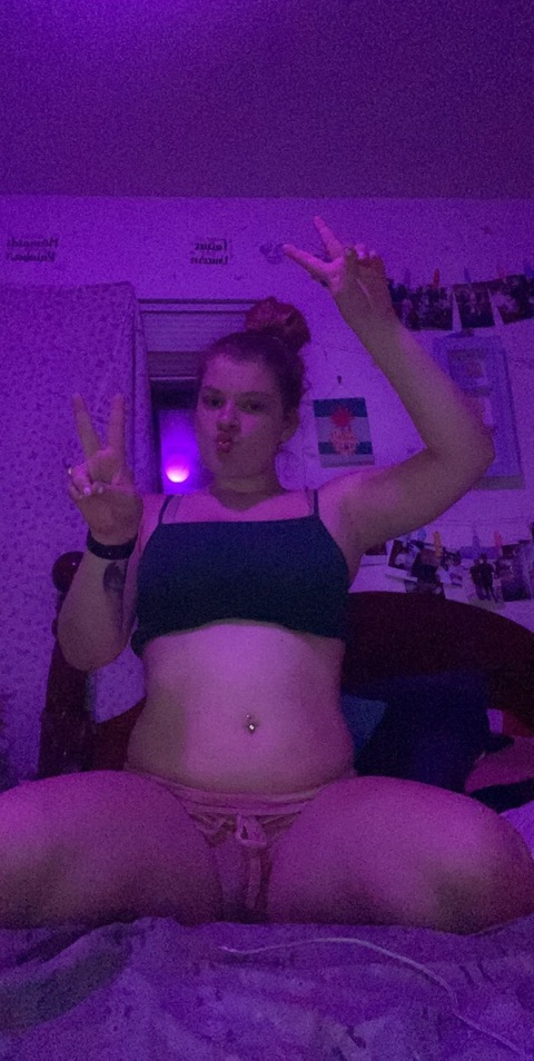 Kitty @kittykatt0407 cover picture