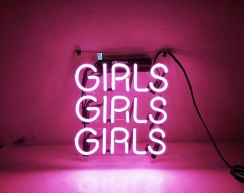 Lady Layla @laidlayla cover picture