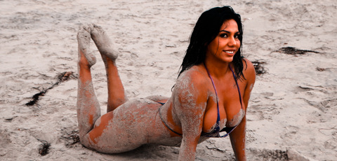latinmusclegoddess @latinmusclegoddess cover picture