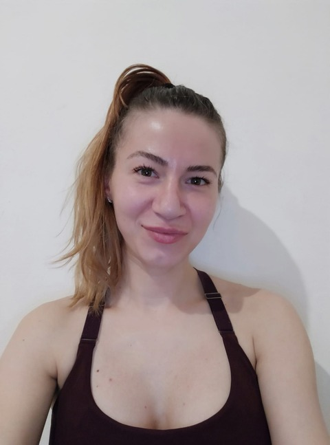 Leyla Habibi @leyla69habibi cover picture
