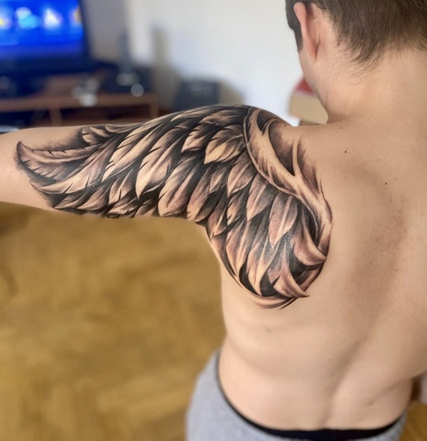 Bene G. @lilb15012000 cover picture