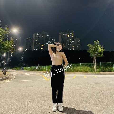 딸기 @lily_yunsky cover picture