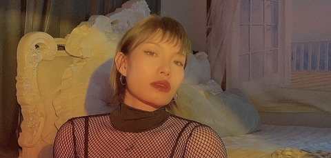 夏甜 @lindsay78690788 cover picture