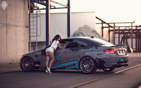 Lisa Yasmin @lisayasmin cover picture