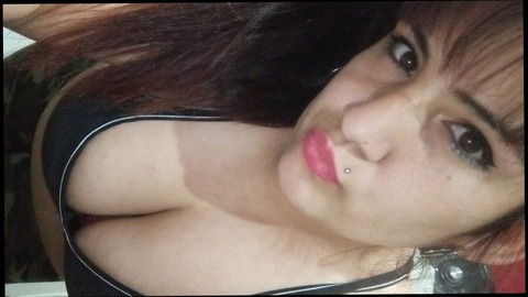 Laura @little_angel97 cover picture