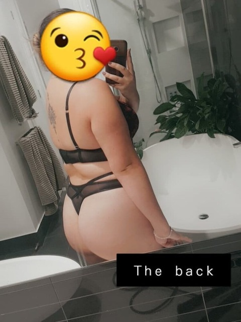 Littlemisshoney @littlemissh0ney cover picture
