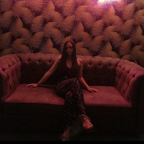 Liv @livigirl cover picture