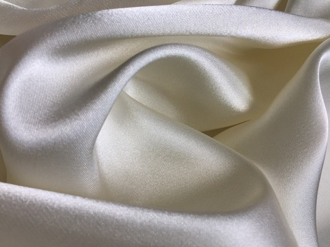 Lo @looomaiden cover picture