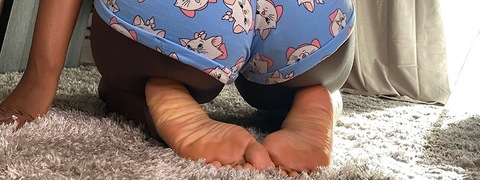 honey @luvhoneyfeet cover picture