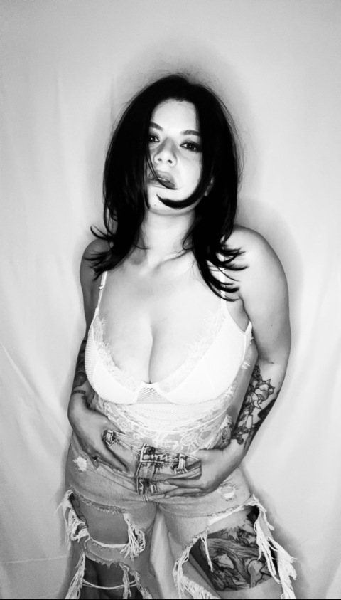 Lyssa love @lyssalovesu cover picture