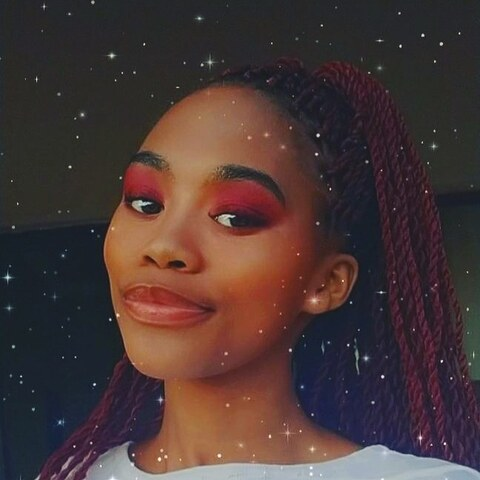 Veronica @mandz cover picture