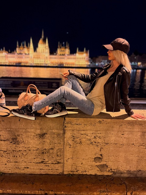 Horváth Martina @martinahorvath cover picture