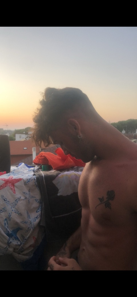 Matias @matiascaviglia cover picture