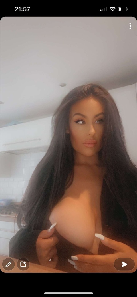 Big titted who*e 💥 @meganpx cover picture