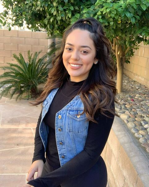 Melisa @melisathepickle cover picture