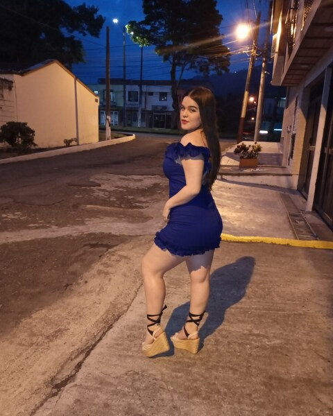 Melissa Suarez @melisuarez cover picture