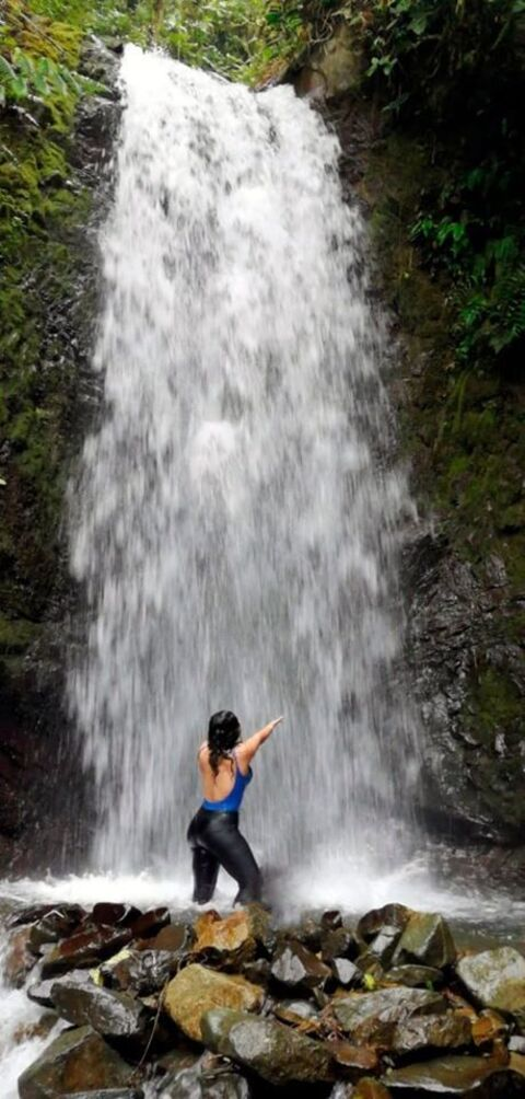 Mia Laneck @mialaneck cover picture