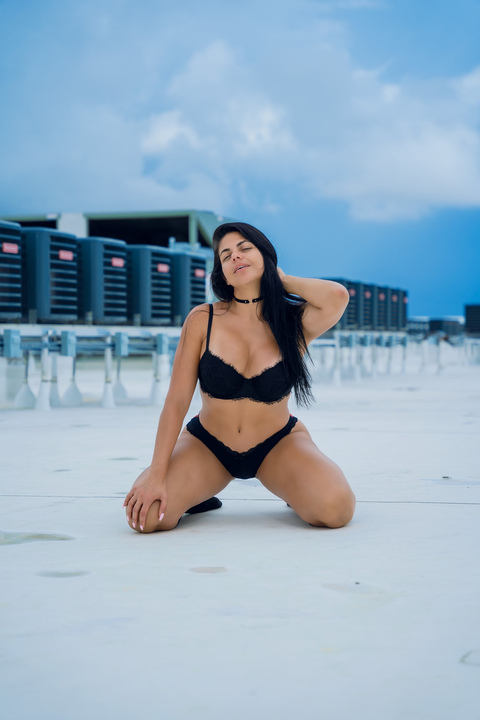 Mileidy Ceballos @mileidyceballos18 cover picture