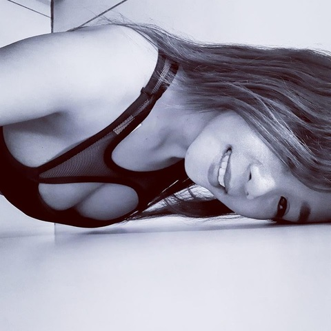 Sawyer Voyeur @mindabuser cover picture