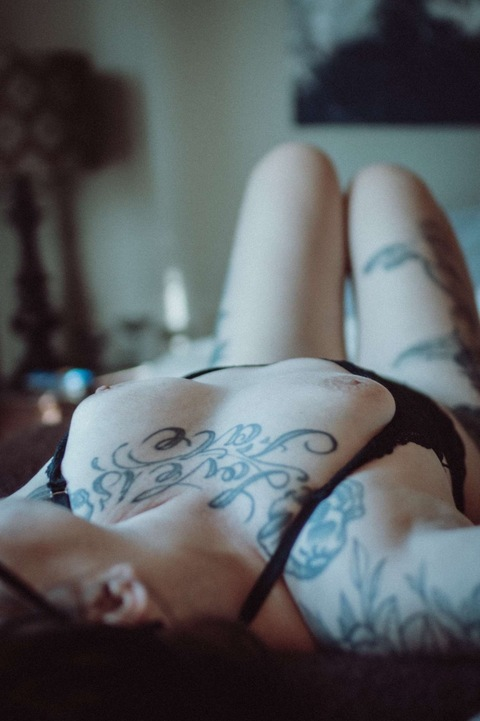 Morticia Marie @morticiawicked666 cover picture
