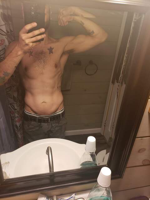 BobbyLee D @mr.brighteyes cover picture