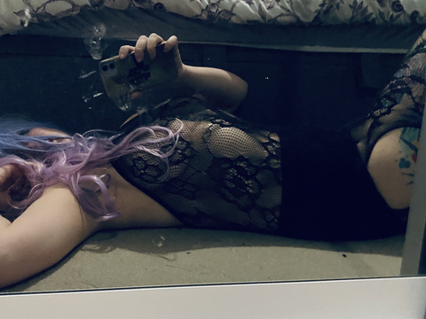 Candice Adelaine @mrsadelaine cover picture