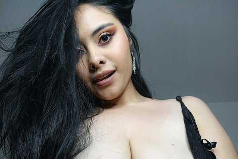 mylifeisviolett @mylifeisviolett cover picture