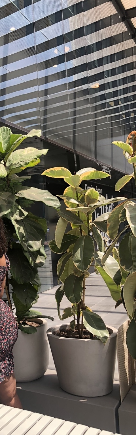 Nia S @niaass cover picture