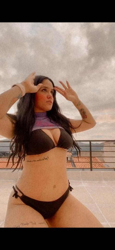 Nicole @nicoleddiazz cover picture