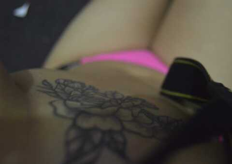 N I C O L E 💣 @nicolegs cover picture