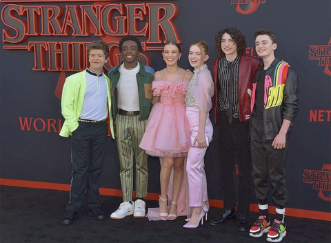 Noah Schnapp @noahschnapp cover picture