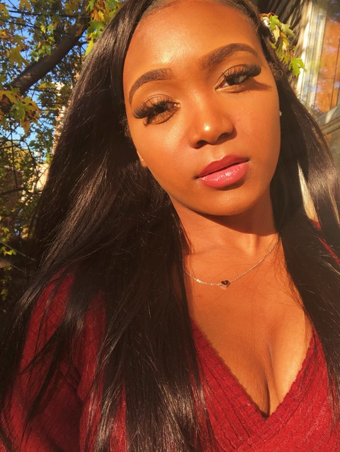 Tiffany @nomimalone21 cover picture