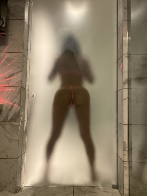 1thickasian @onethickasian cover picture