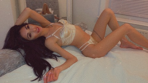 Pakistani_Ria @pakistani_ria cover picture