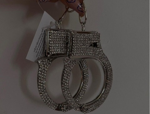 Pao López @pauulop cover picture