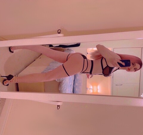 Pennylittlekitten @pennylittlekitten cover picture