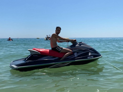 Perv Mom @pervmom cover picture